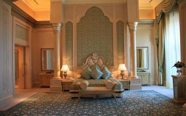 世界十大轻奢豪华酒店,世界上最纯金的酒店