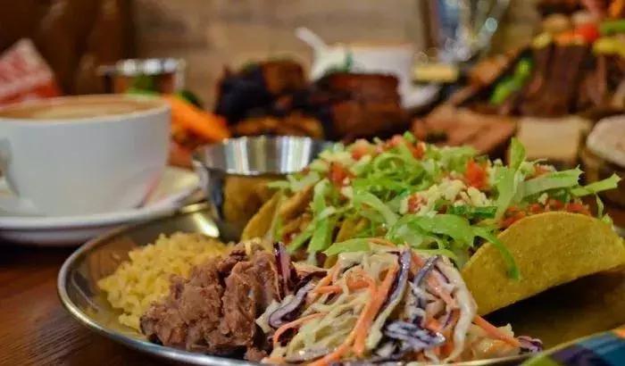 最豪华的音乐餐吧,一家氛围满满的音乐餐吧