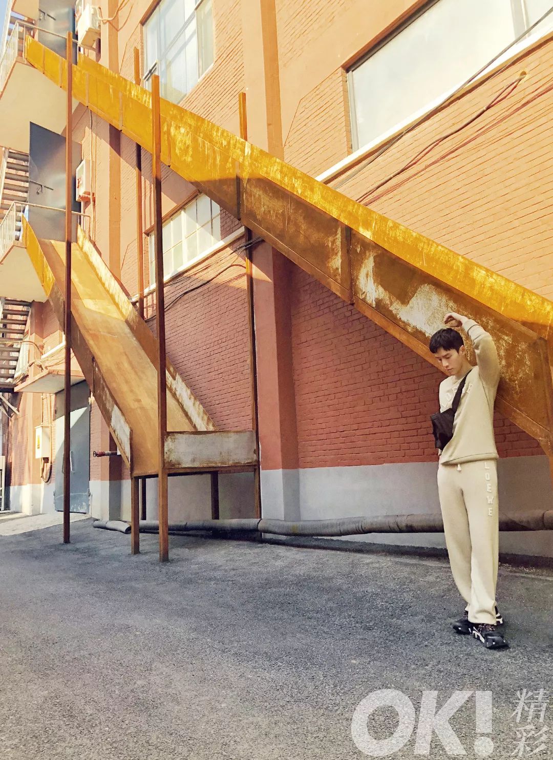 海兰察扮演者王冠逸资料,海兰察王冠逸最不可思议