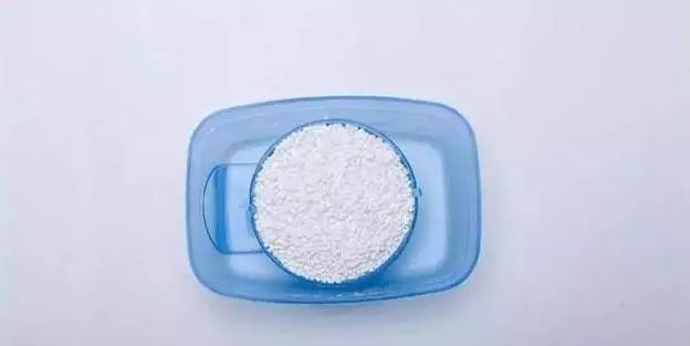 为什么美国电影里经常出现自助洗衣店？