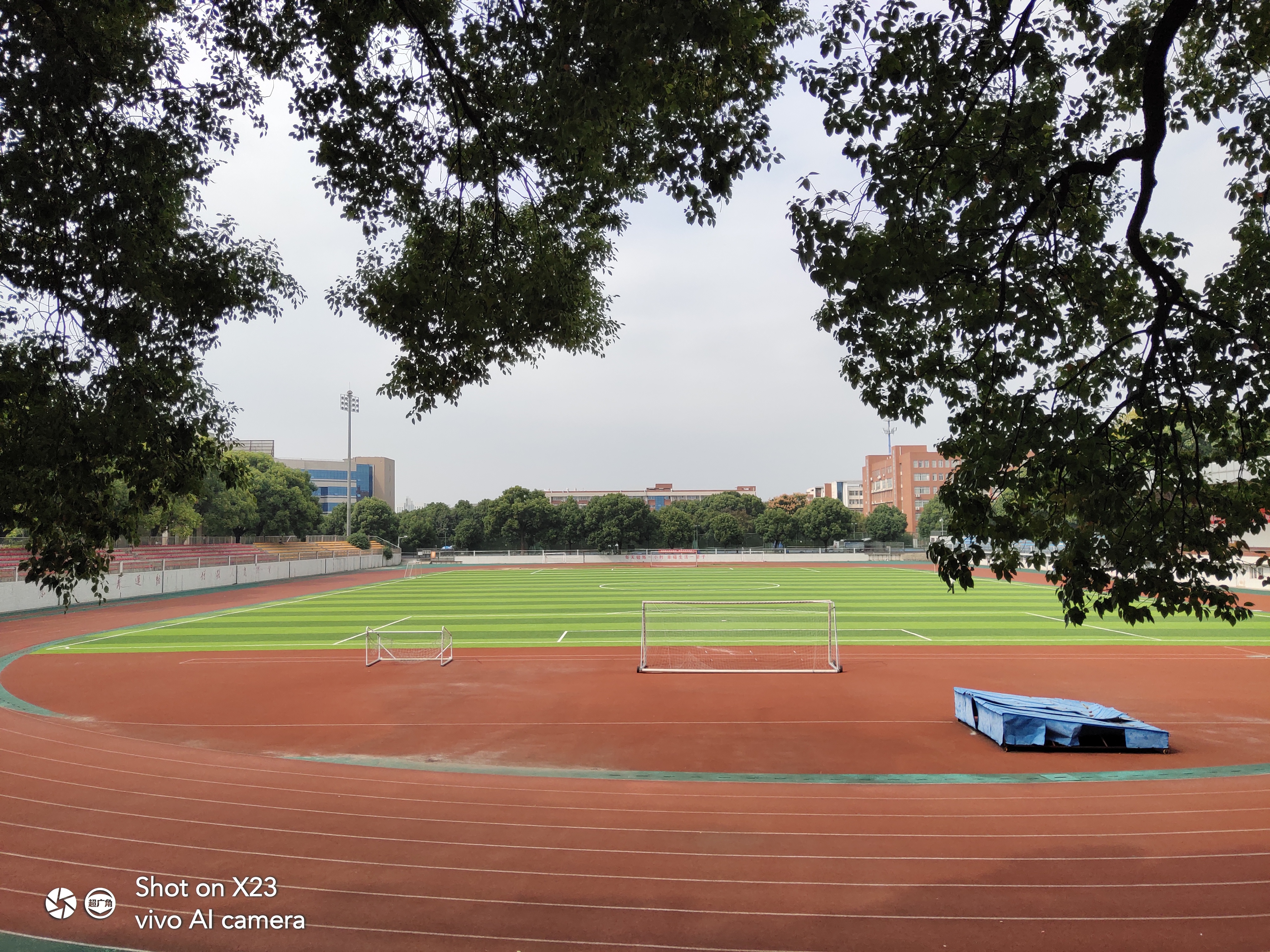 潮流旗舰vivox23诠释科技至美,内外兼修vivox23评测