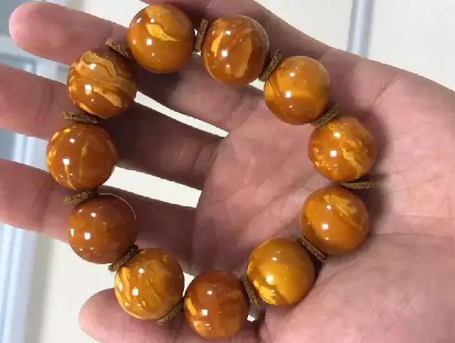 老蜜蜡的特征和图片,真正老蜜蜡的图片