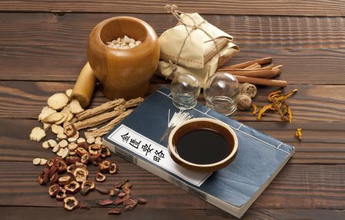 中医伤寒论讲什么,中医经典伤寒论解读视频