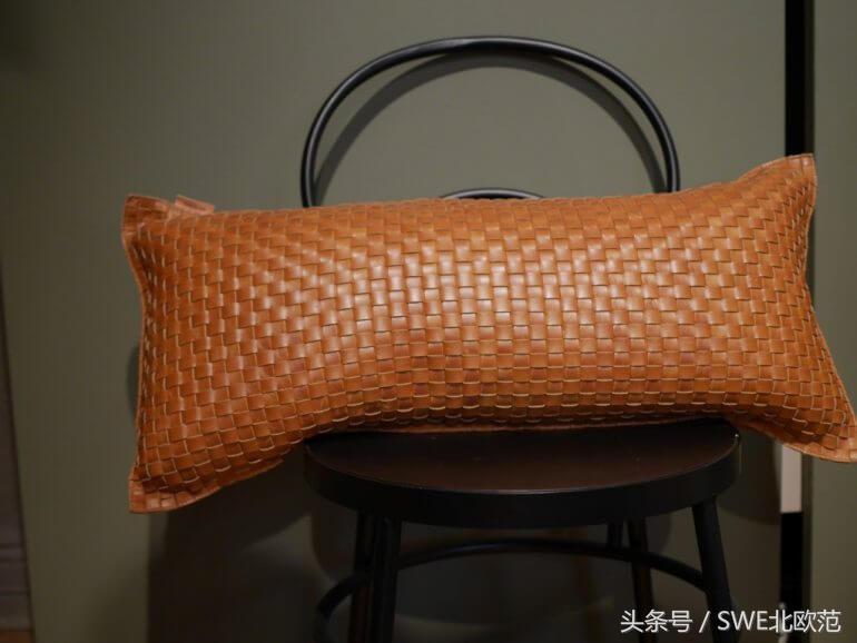 沙发没靠墙怎么化解,沙发补救方法简单