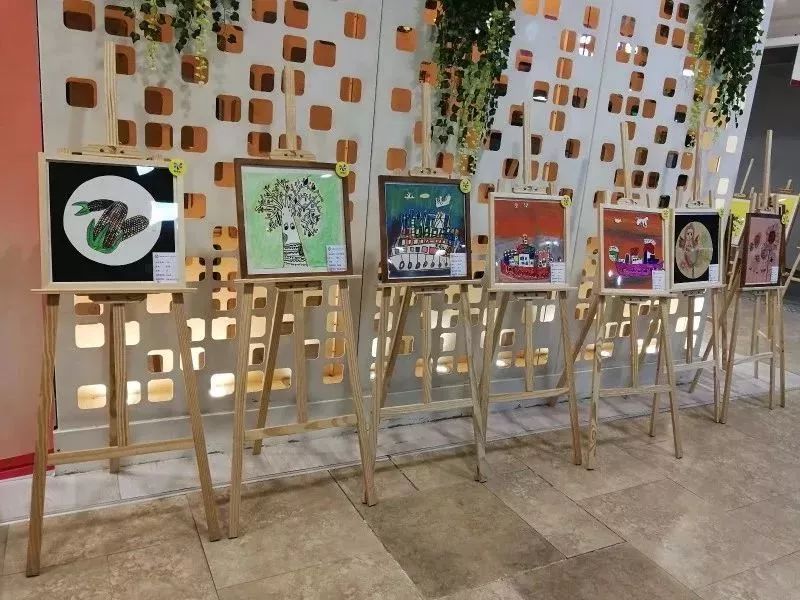 只有7天！斛擋巷嘉年华升级版来袭，百份GUCCI免费送，解锁你的逛吃技能！