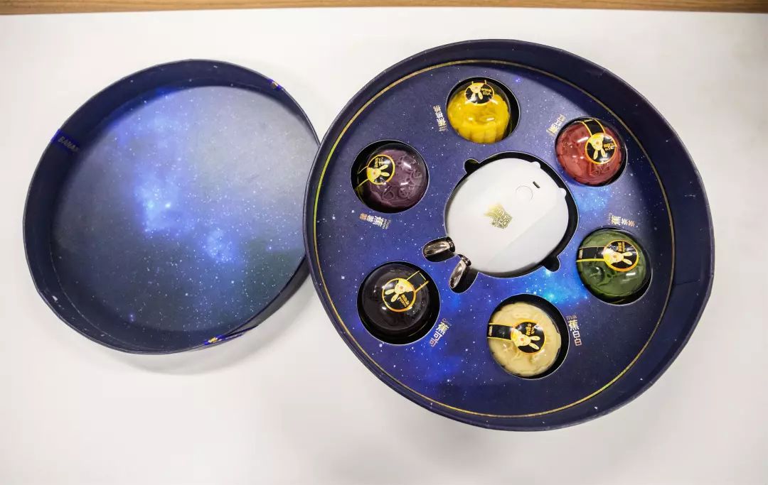 玩物：电竞圈的中秋月饼到底长啥样？