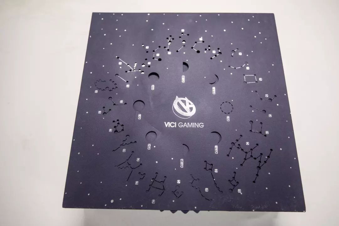 玩物：电竞圈的中秋月饼到底长啥样？