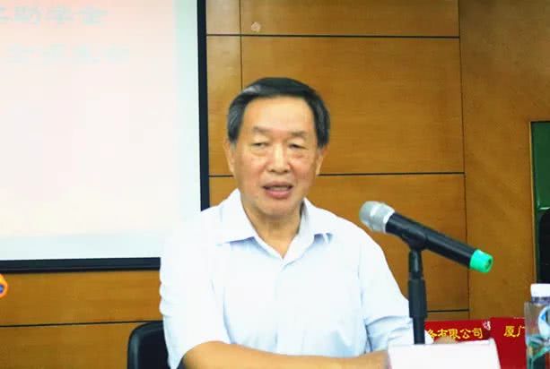 凤凰会展助力厦门教育基金资助莘莘学子圆梦理想大学