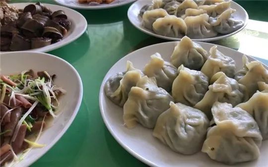 吃遍大连丨再上两天班就放假啦,去金普浪前一定记得看这个,找食方便!