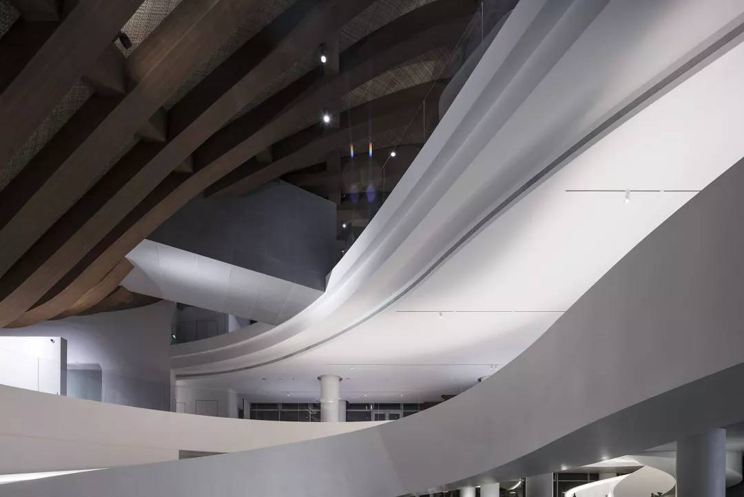 凤凰谷景区山顶风景,凤凰谷山顶艺术馆参观心得感悟