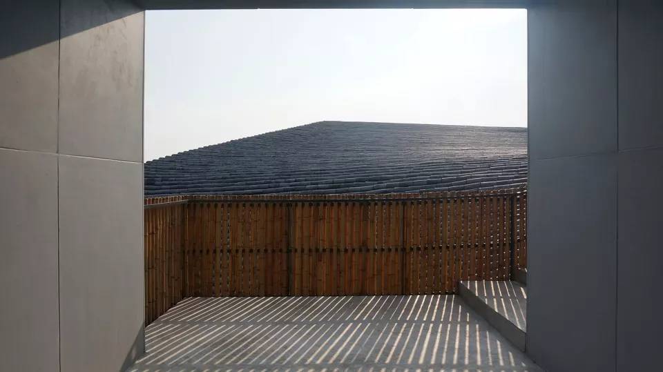 凤凰谷景区山顶风景,凤凰谷山顶艺术馆参观心得感悟