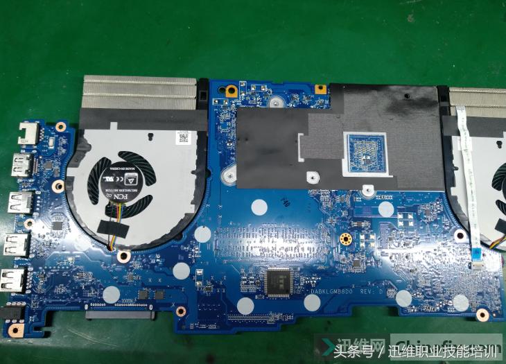 华硕飞行堡垒6主板短路,华硕飞行堡垒5代死机