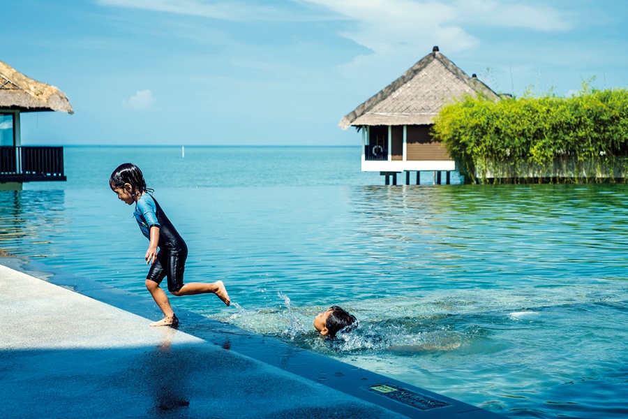 沙巴丹绒亚路落日,沙巴落日的视频