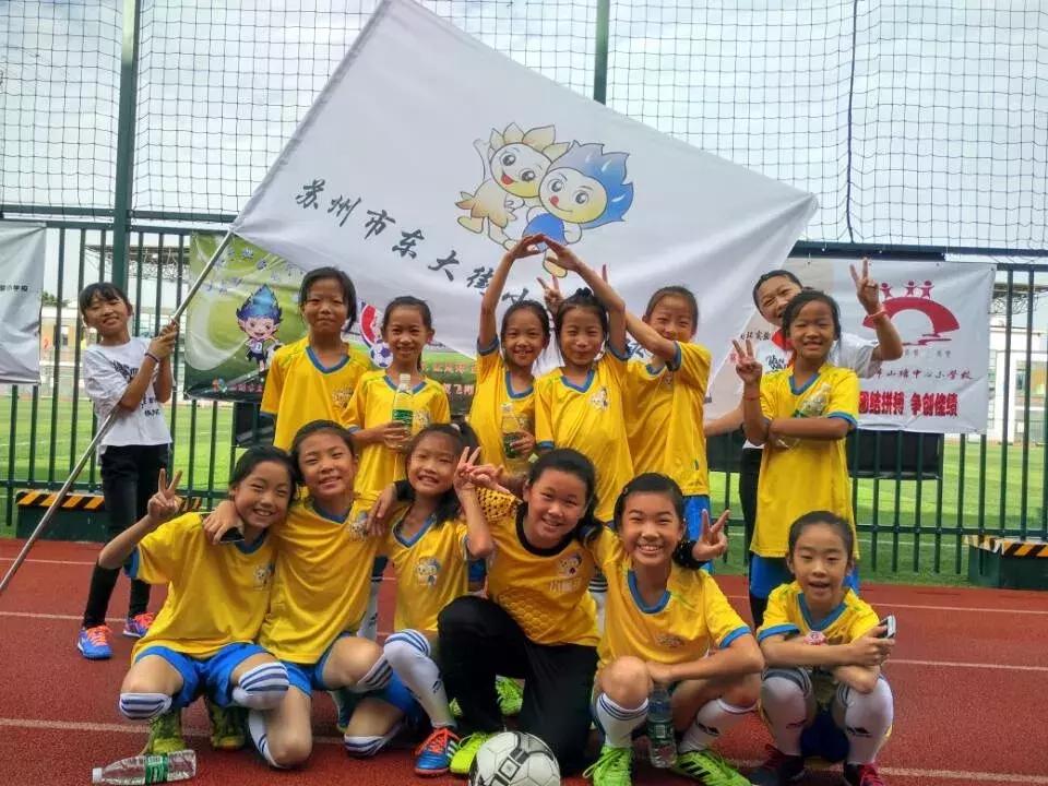 苏州哪家小学有足球队,江苏最好的足球学校