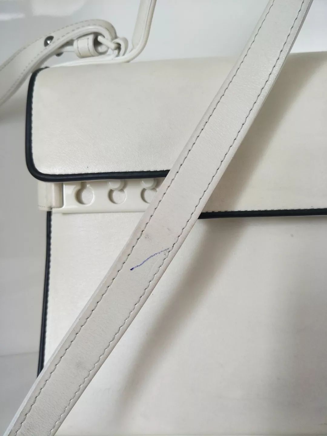 大牌包包日常护理,如何正确毁掉一只大牌包包