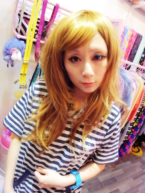 假发如何正确的戴,一片假发片的正确戴法如何不分层