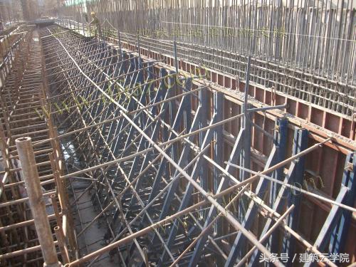 如何才能当一名称职的资料员,如何成为一个优秀资料员