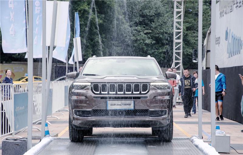 jeep4x4有limited功能吗,jeep4x4的黑科技体验四季路况