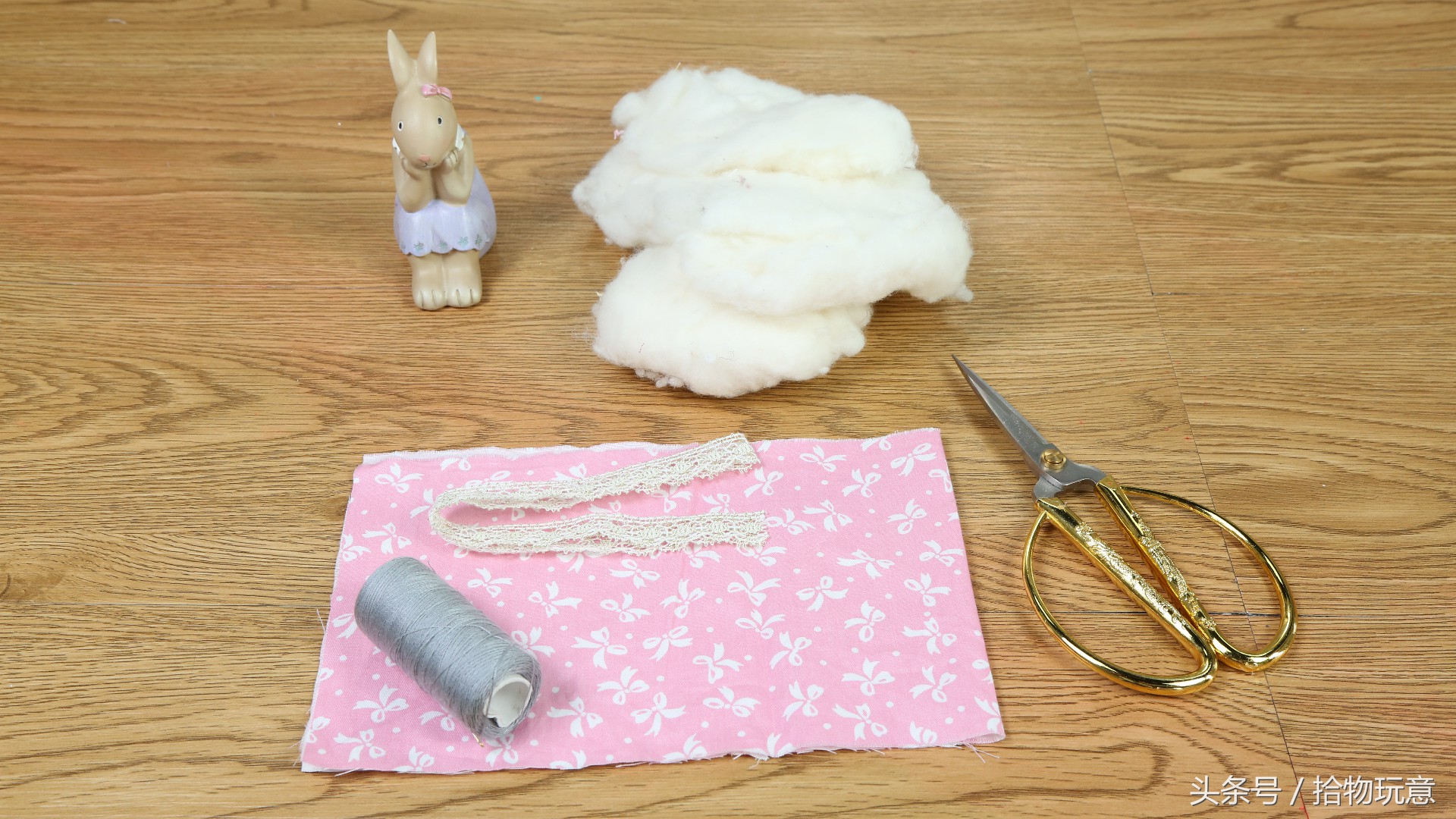 这个蝴蝶结不一般，原来竟是个宠物玩具，自己在家就能做，真有趣