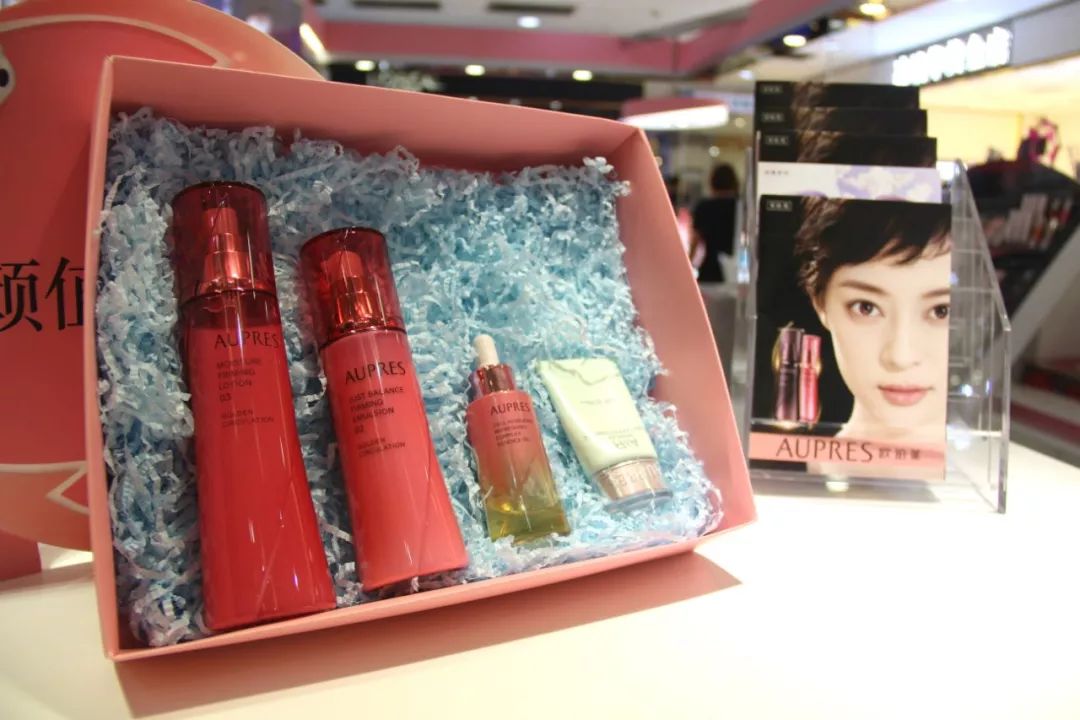 黄金周在哈尔滨逛“黄金大市”，百年信誉可不是随便敢说的｜国庆抄底价