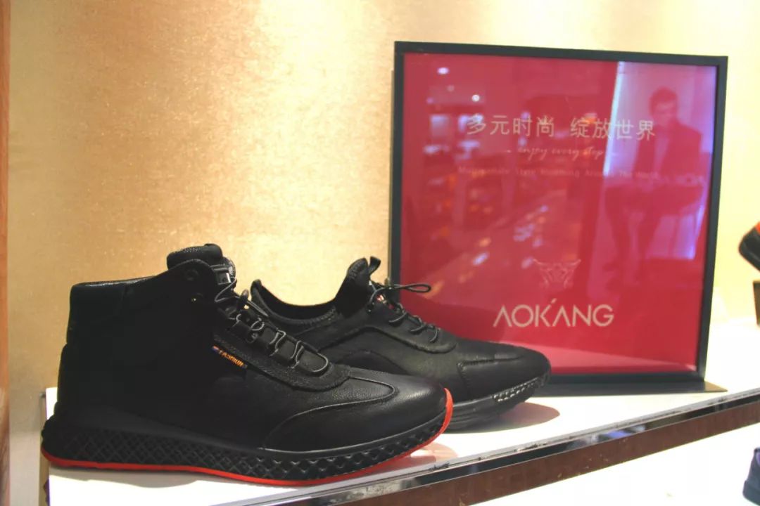 黄金周在哈尔滨逛“黄金大市”，百年信誉可不是随便敢说的｜国庆抄底价