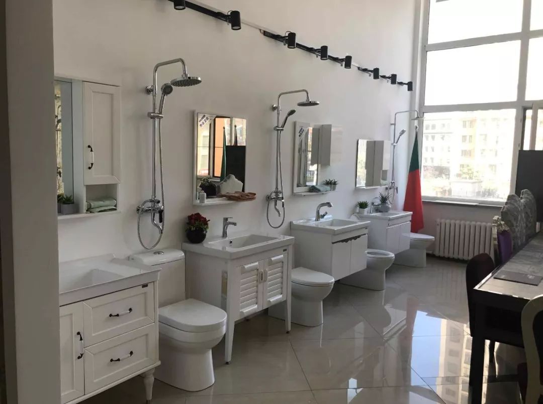 润恒装饰再次荣获“2018生活报百姓信赖的装饰公司”第一名