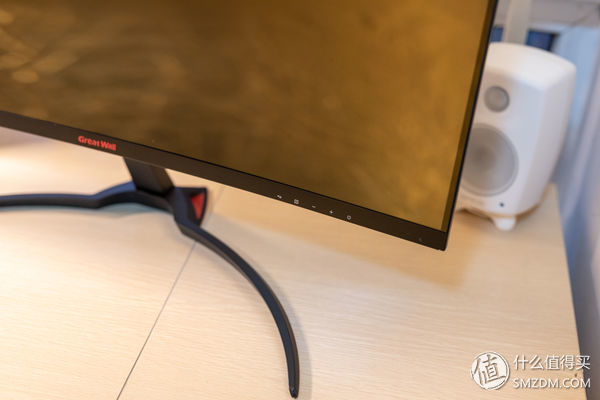 可以“超频”的显示器长城32CZ39KP/2评测