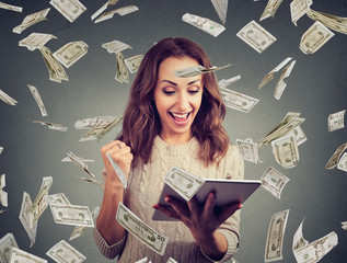 适合低学历女人学的赚钱手艺,适合低学历中年女人学的技术