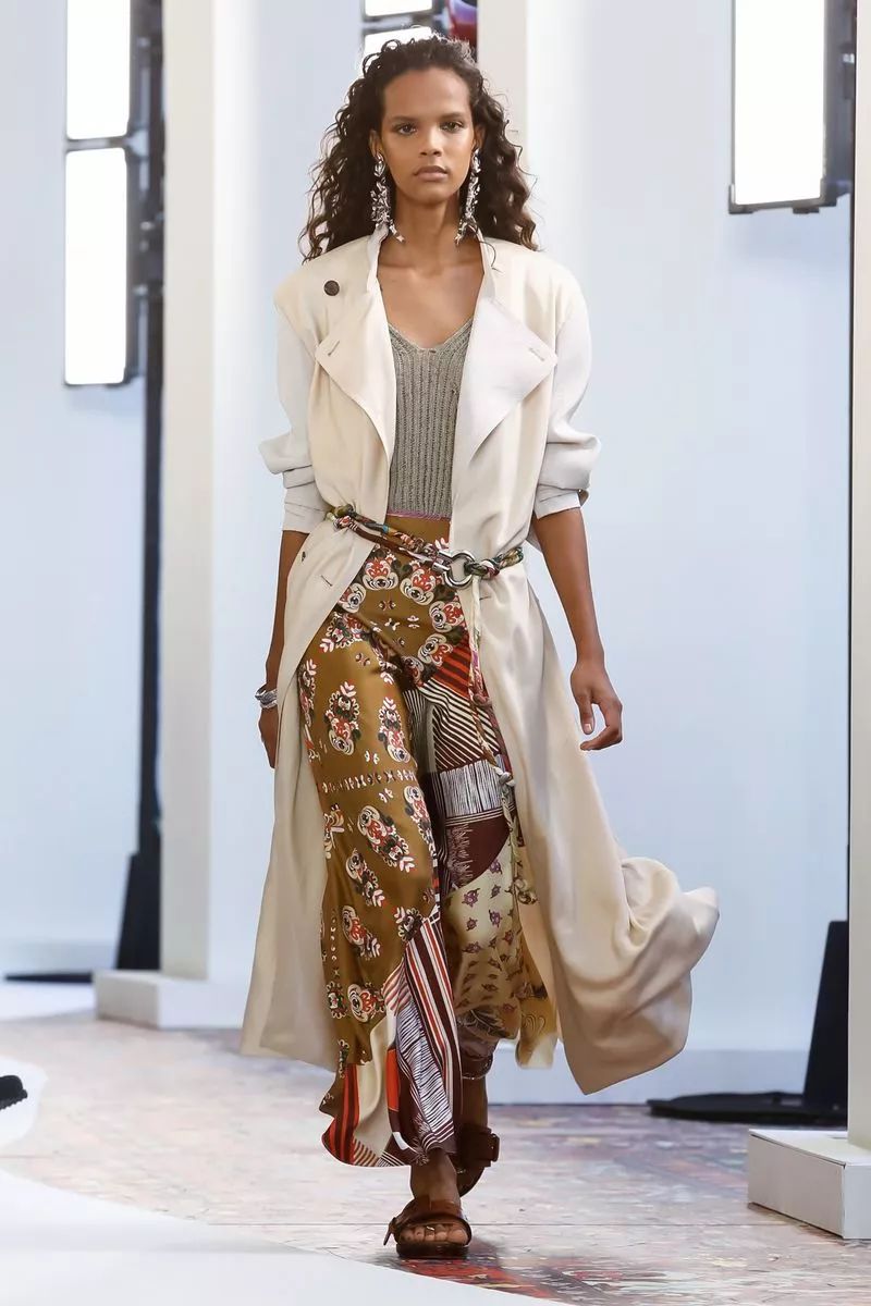 Chloé自由女神开启时尚乌托邦，MaisonMargiela鬼才升级！