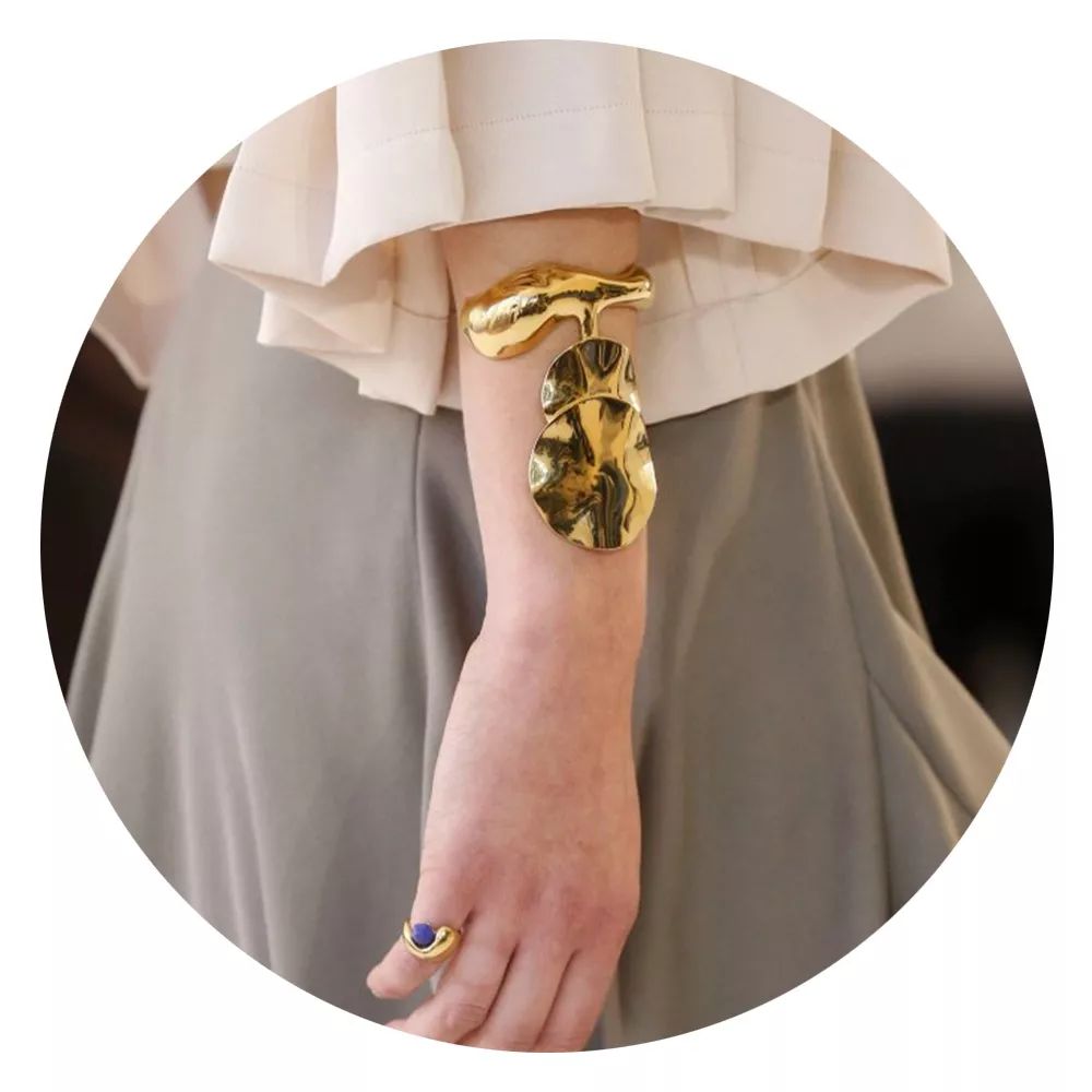 Chloé自由女神开启时尚乌托邦，MaisonMargiela鬼才升级！