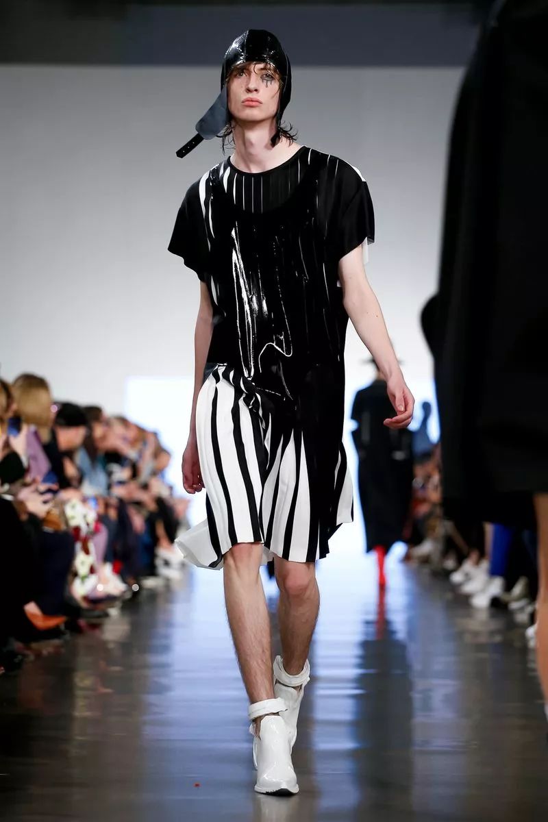 Chloé自由女神开启时尚乌托邦，MaisonMargiela鬼才升级！