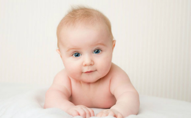 宝宝每天吃维生素ad滴剂会怎么样,宝宝每天吃维生素d滴剂