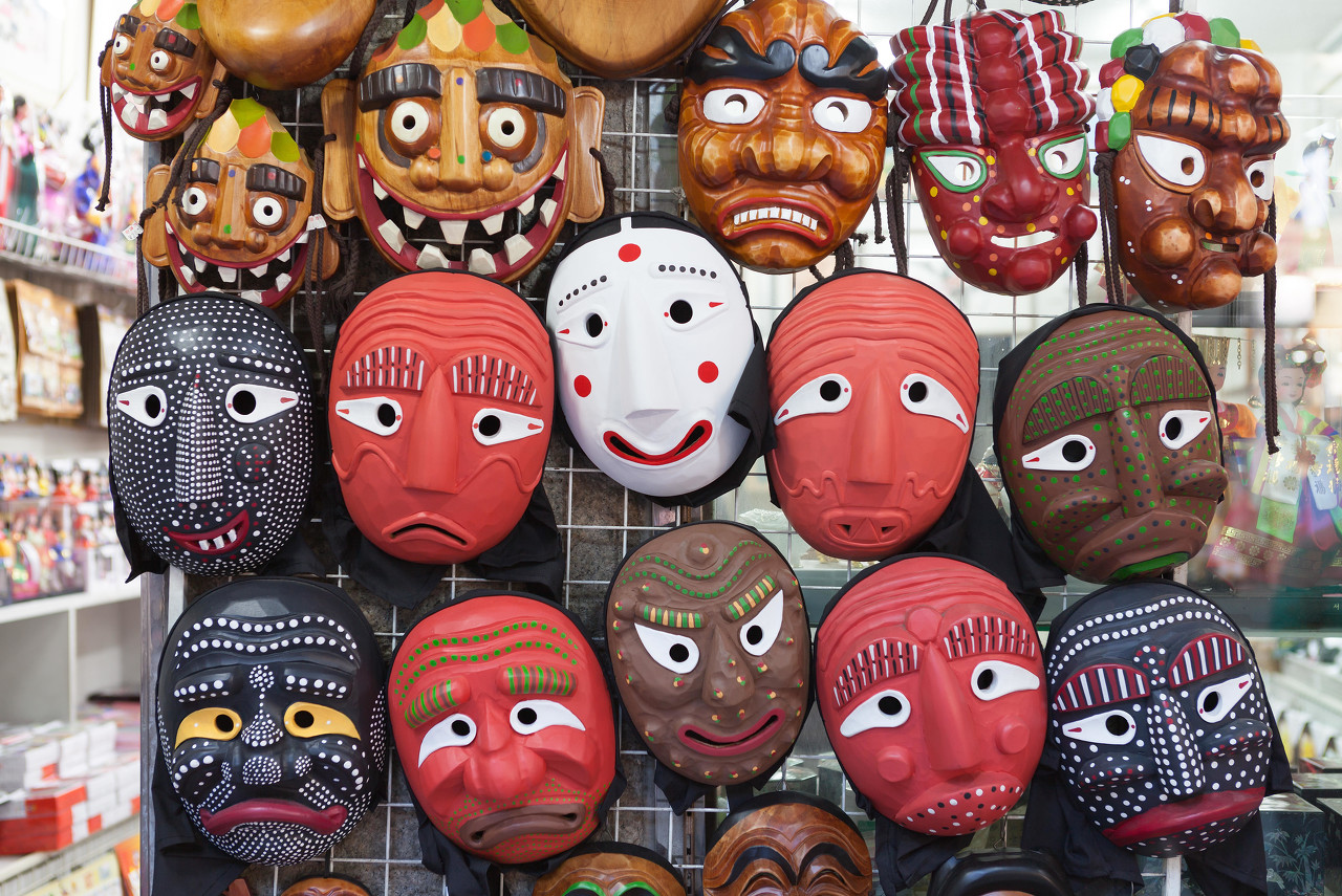 “恶魔眼”竟然是吉祥物？买这些伴手礼，带回一段有趣的历史！