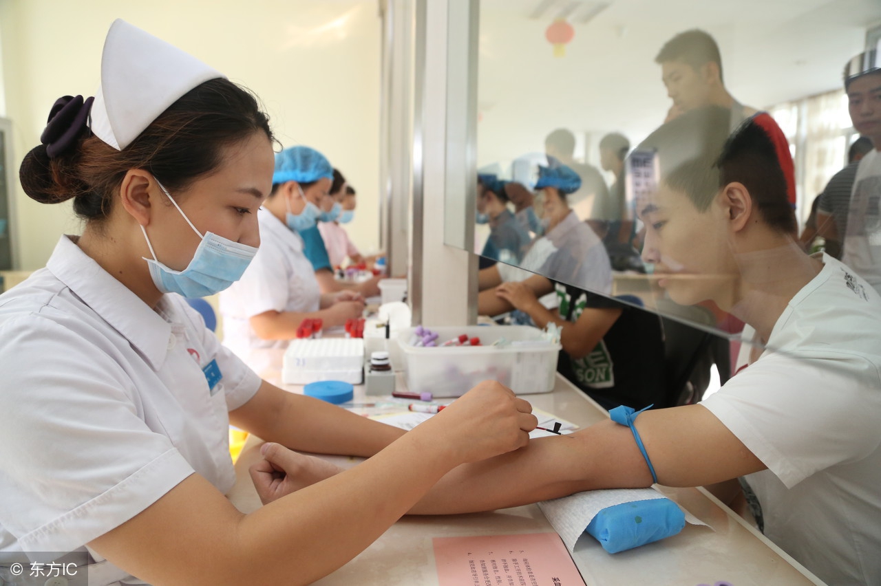 26岁糖尿病血糖值18严重吗,糖尿病患者血糖26