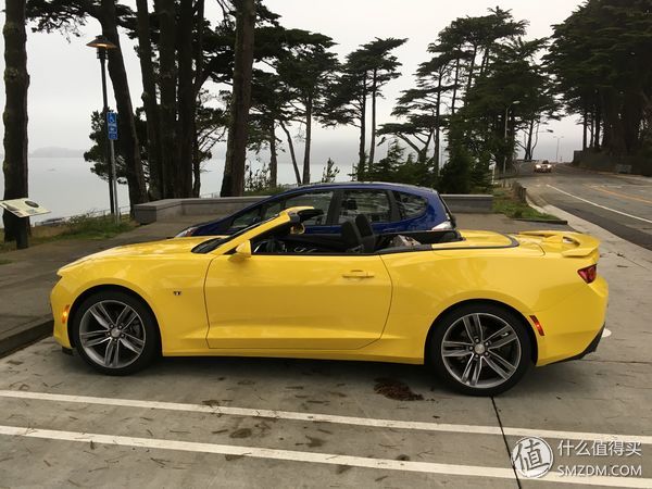 雪佛兰科迈罗国外出街,雪佛兰rs科迈罗2007