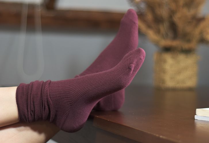 将痛经踩在脚下！除臭抗菌的艾草袜，发热3度冬天不脚冷！火爆整个日本