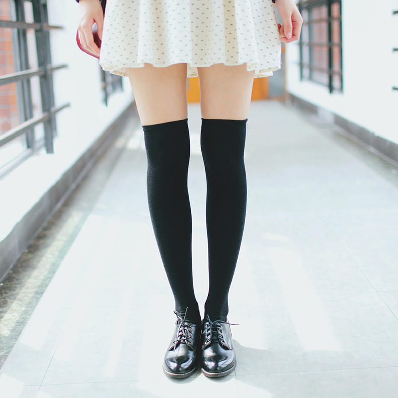 女生必备的撩汉动作,女性撩汉必备的动作