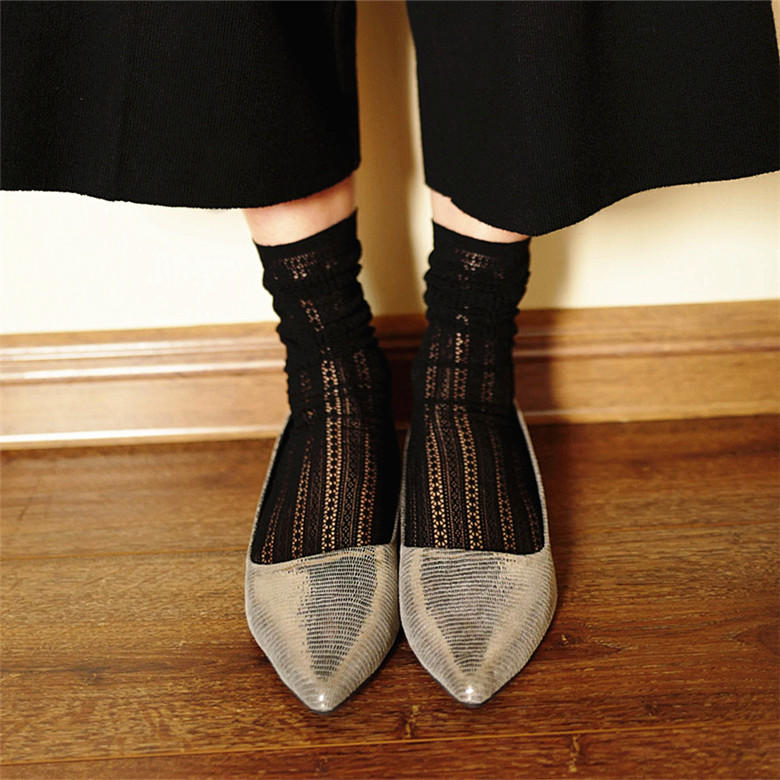 穿性感*袜丝**,塑造欲罢不能的美腿