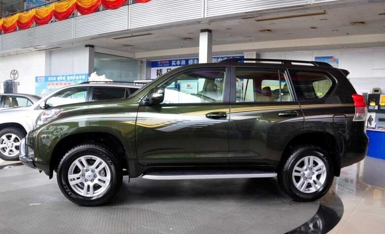 宝马5系和霸道怎么选,12万预算买哪年宝马5系