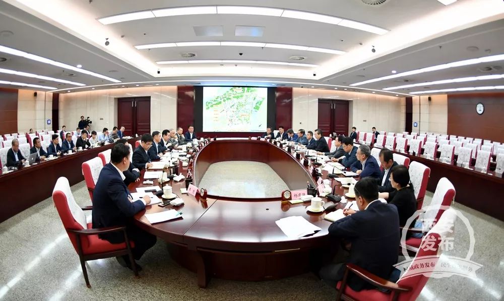 王健林到西安,王健林到碧桂园