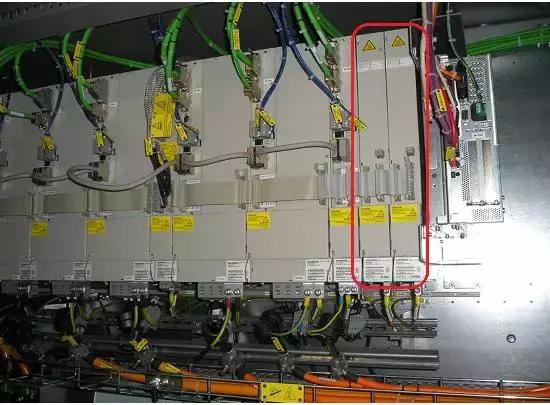 伺服驱动电压测量,怎样理解伺服驱动的供电电压