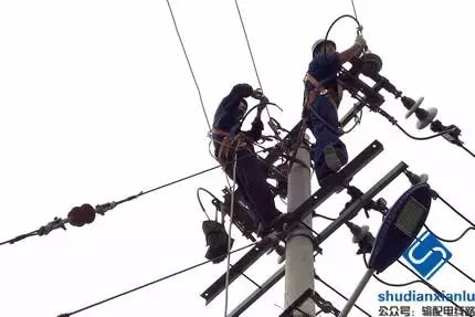 架空线路金具及杆上电气设备识别,架空线路金具和绝缘子