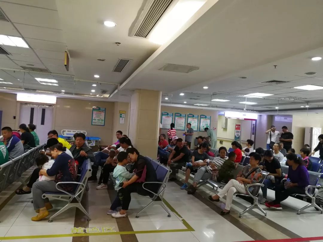 3岁小孩一年发5次烧正常吗,三岁反反复复发烧怎么回事