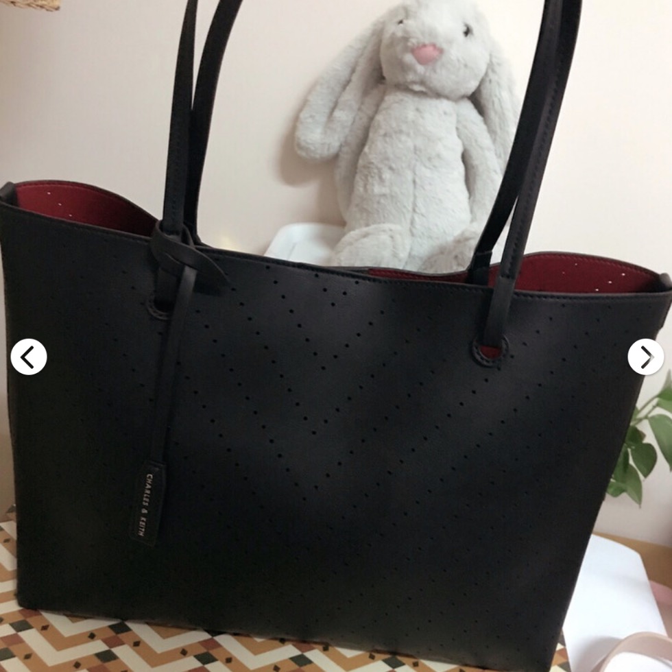 搭配休闲的大牌包包,搭配衣服的平价包包