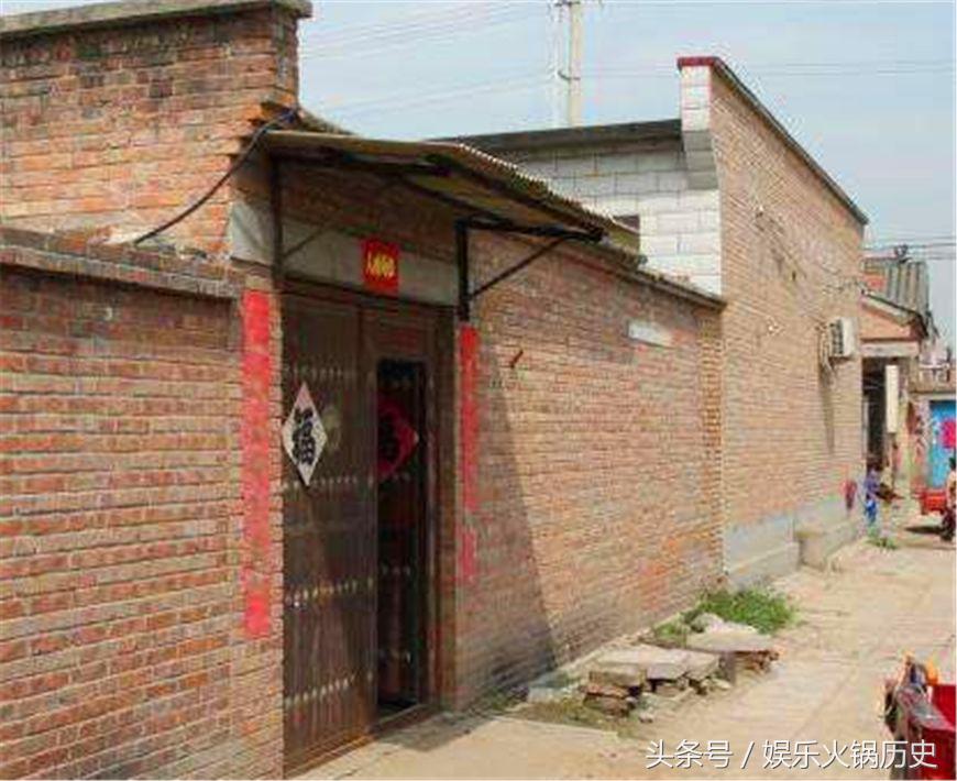 老家盖房屋顶有什么讲究吗,农村盖房咬牙代表什么