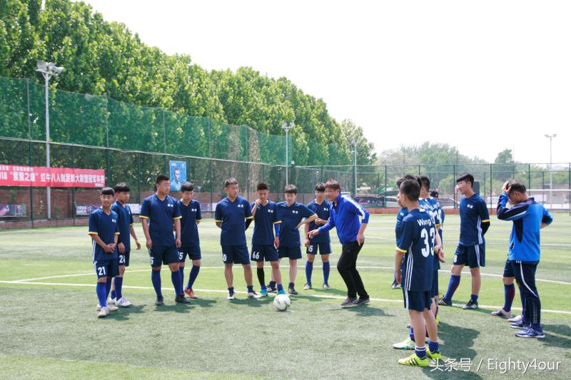 不会跳舞的体育老师后续,广场舞都不会跳的人