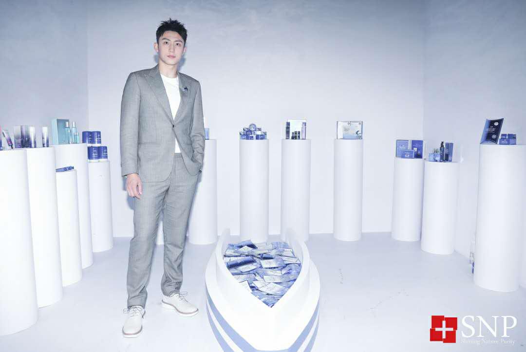 与黄景瑜张婧仪一同奔赴心动,黄景瑜snp