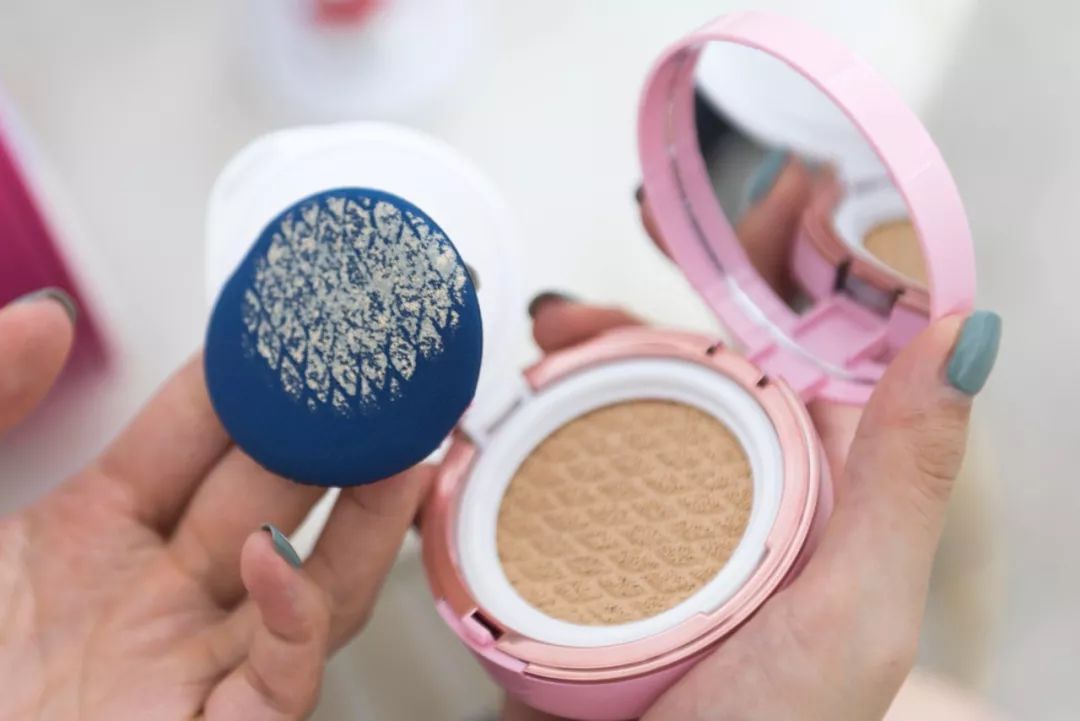 作为一个“LINEFRIENDS”重度患者，此刻少女心和钱包都大型不保！