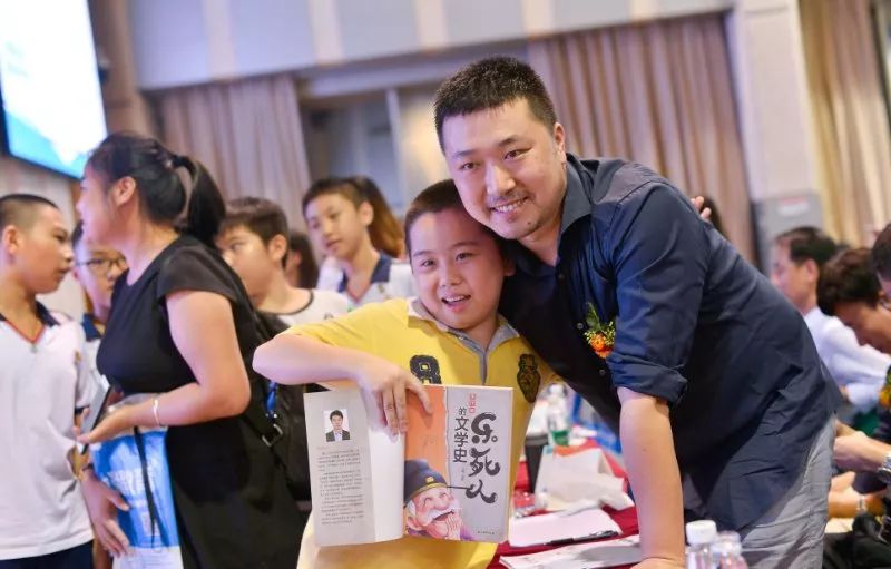 引入大语文，关注人的成长｜立尚教育战略课程双升级，跨入课辅行业3.0时代