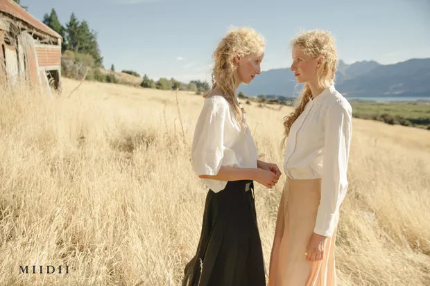 曲江银泰求救!大门即将被挤破!